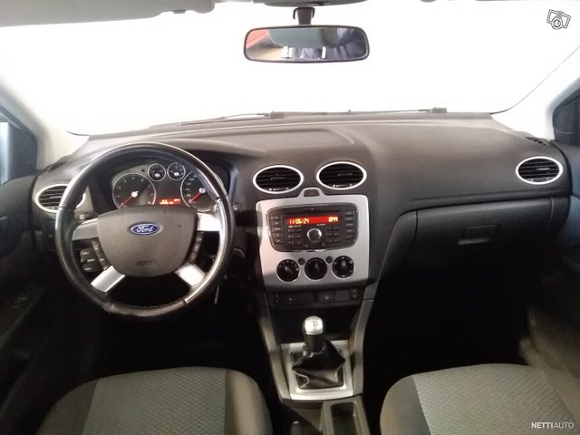 Ford Focus 7