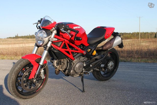 Ducati Monster 11
