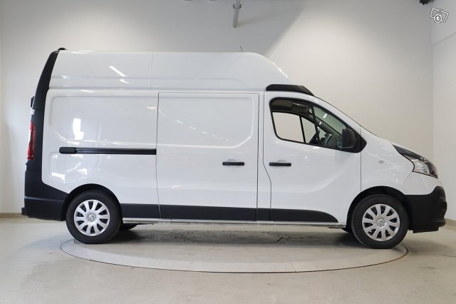 Renault Trafic 4