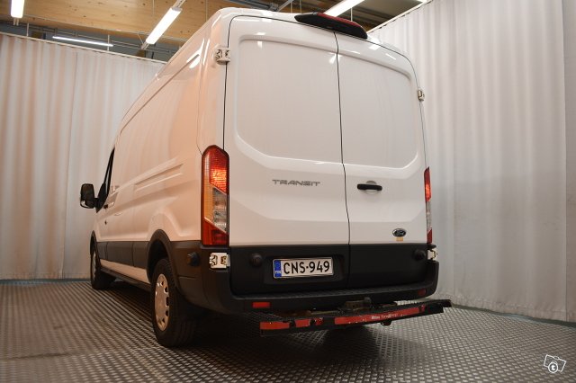 Ford Transit 5