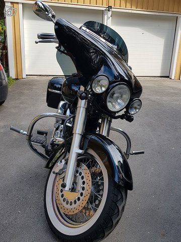 Custom Yamaha Dragstar 1100cc 10