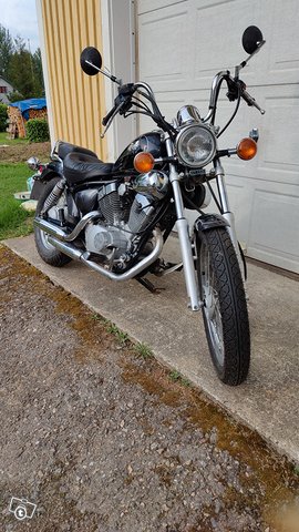 Myydään Yamaha Virago 250 4