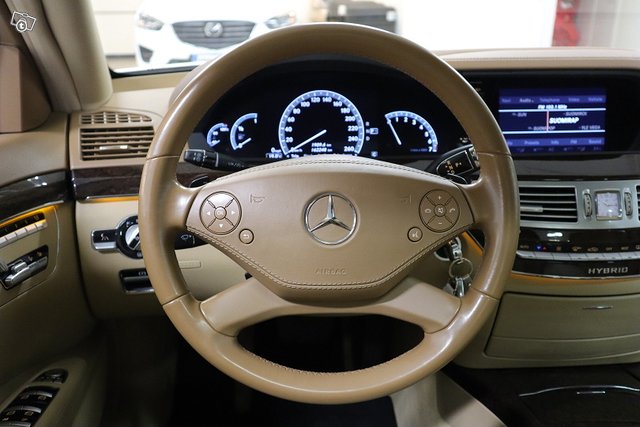 Mercedes-Benz S 18