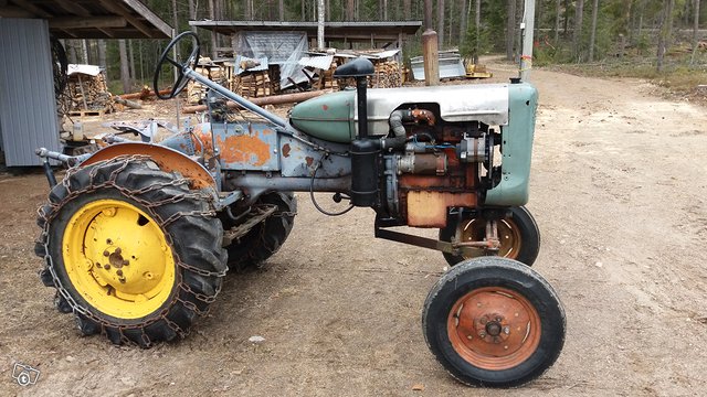 Allis chalmers diesel vm 54 traktori, kuva 1