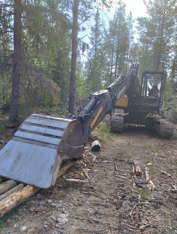 Lännen T18 kaivinkone, kuva 1