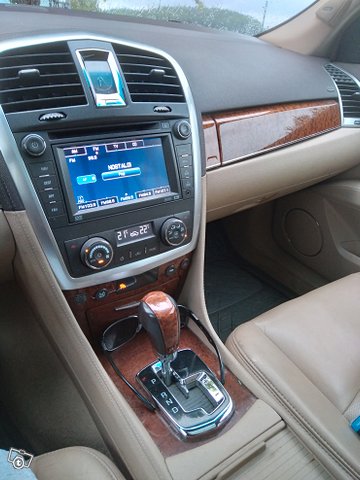 Cadillac SRX 10