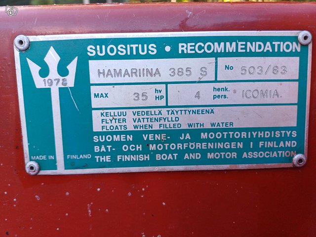 Tuulilasivene Lohi Hamariina 385 6