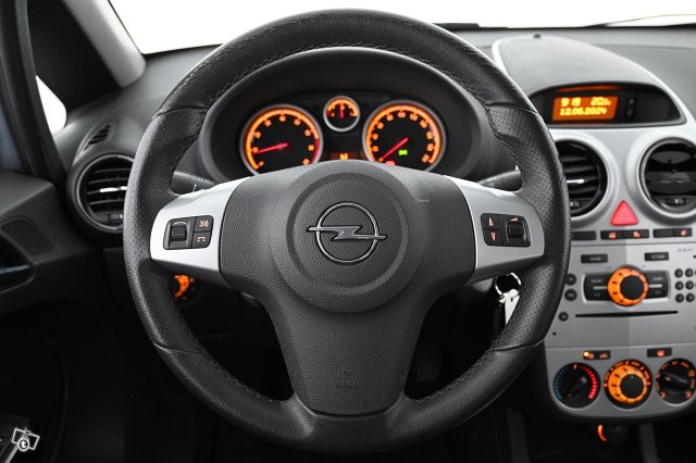 Opel Corsa 22