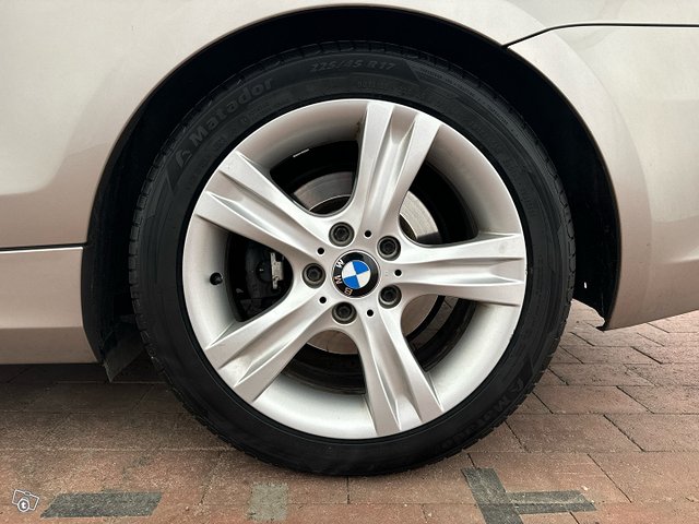 BMW 118 13