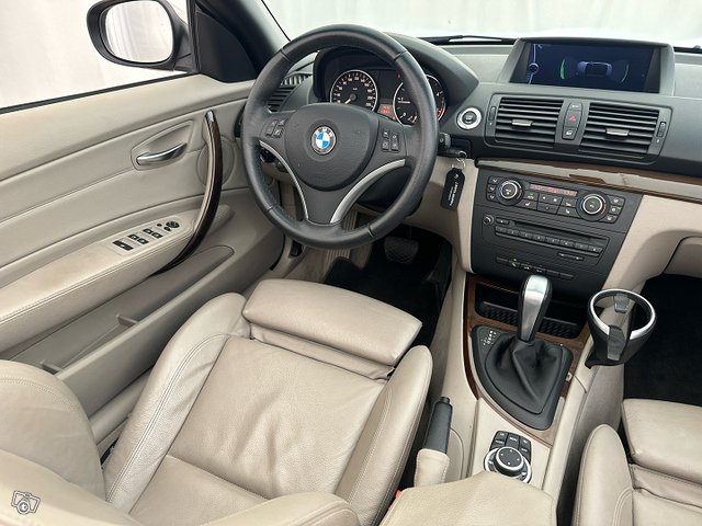 BMW 118 25
