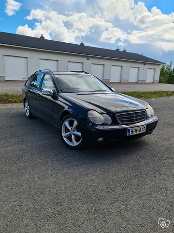 Mercedes-Benz C 180, kuva 1