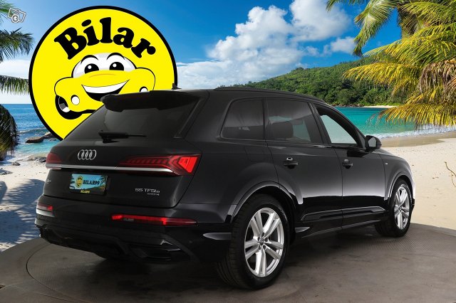 AUDI Q7 5