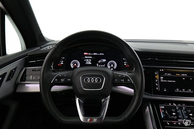 AUDI Q7 22