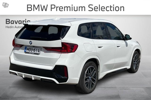 BMW IX1 2