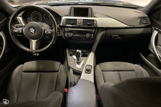 BMW 420 8