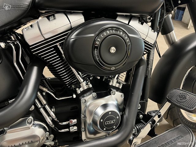 Harley-Davidson Softail 6