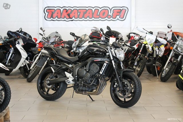 Yamaha FZ6-N 11