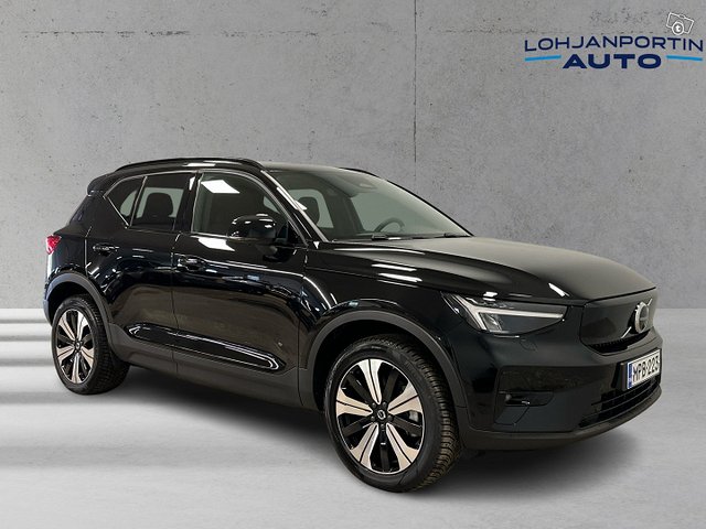 Volvo XC40 6