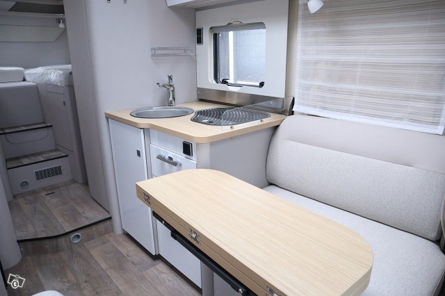 Hymer tramp s 685 9