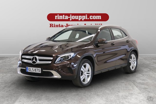 Mercedes-Benz GLA 1