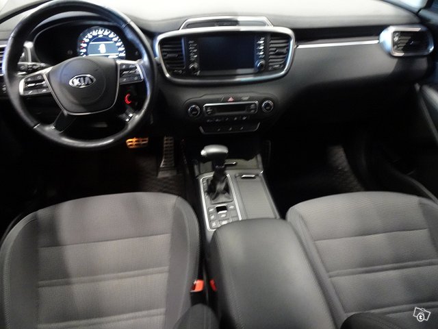 Kia Sorento 11