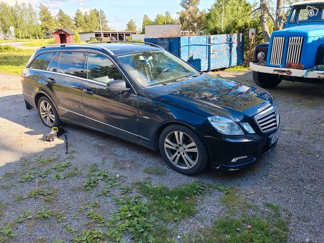 Mercedes-Benz E 250 3