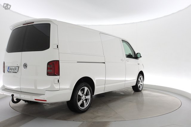 VOLKSWAGEN Transporter 4