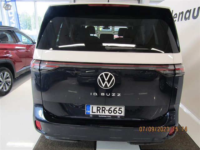 Volkswagen ID. Buzz 4