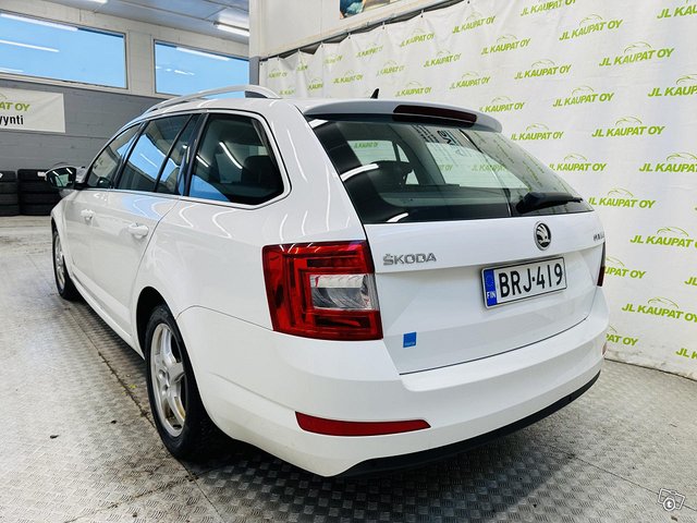 Skoda Octavia 2