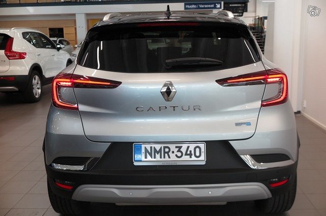 RENAULT Captur 4