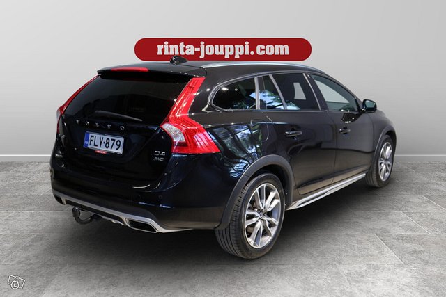 Volvo V60 Cross Country 5