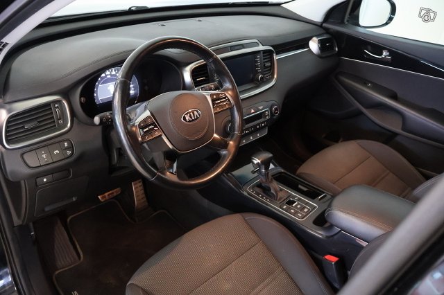 Kia Sorento 9