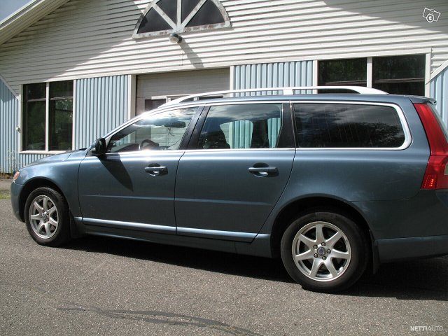 Volvo V70 8