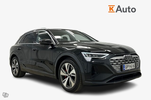 Audi Q8 E-tron 1