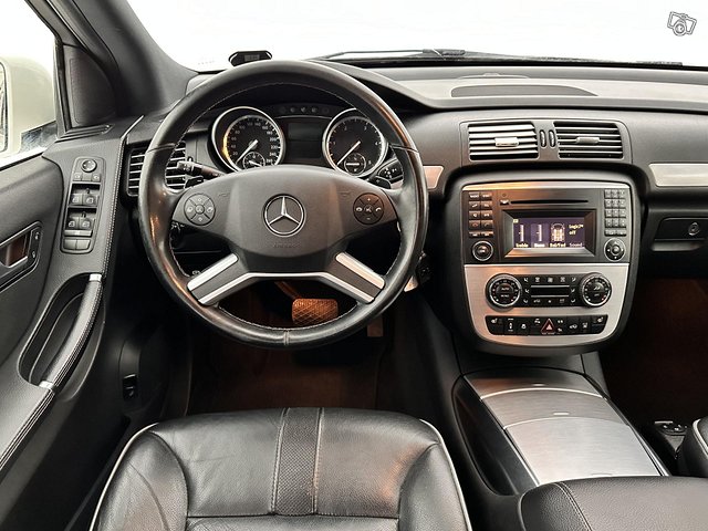 Mercedes-Benz R 16