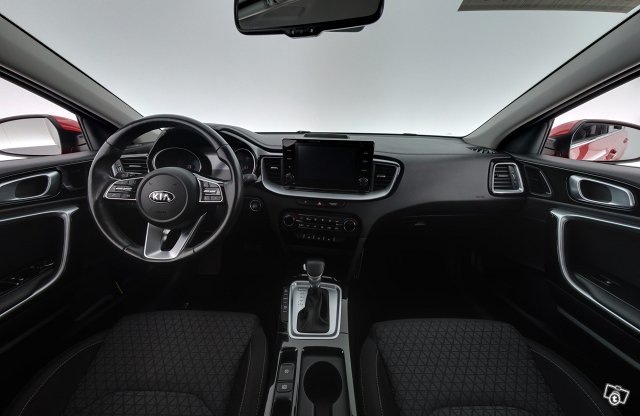 Kia Ceed 11