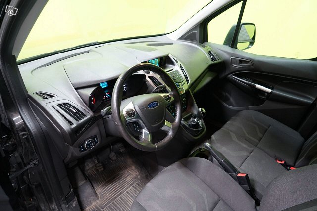 Ford Transit Connect 8