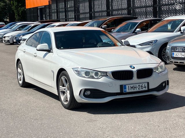 BMW 418