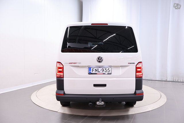 Volkswagen Transporter 6