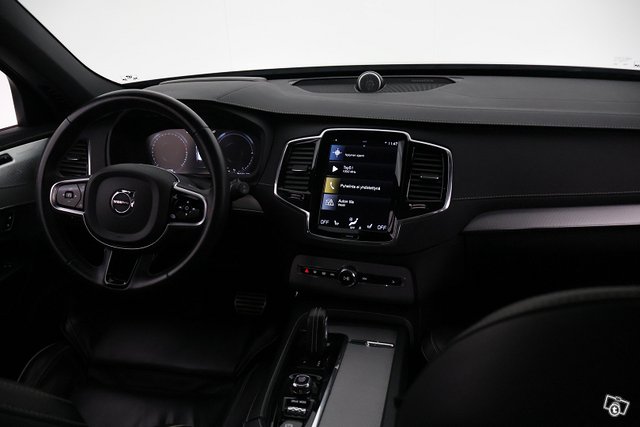 Volvo XC90 14