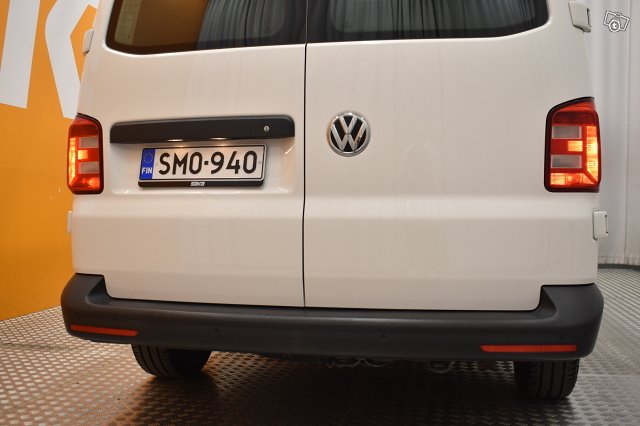 Volkswagen Transporter 9