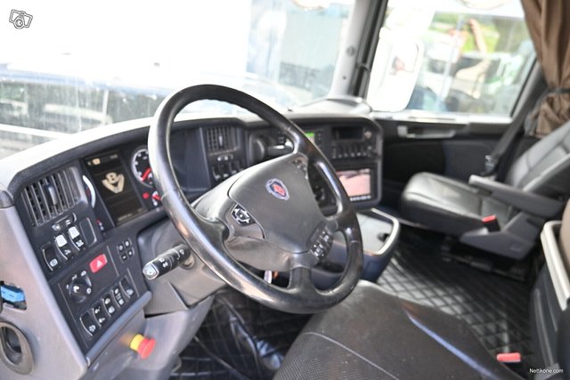 Scania R580 8x4*4 Tridem Euro 6 Koukkuauto 24