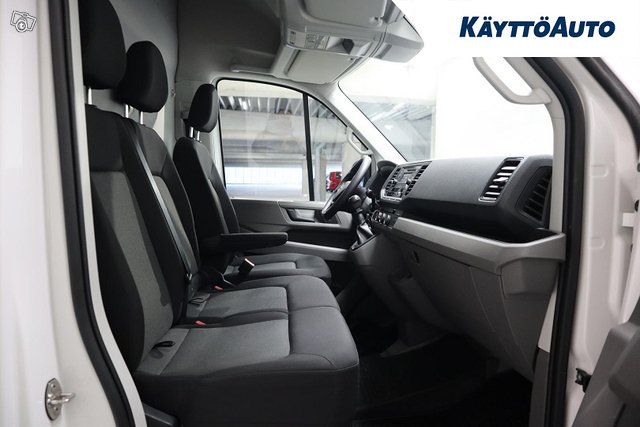 VOLKSWAGEN Crafter 13