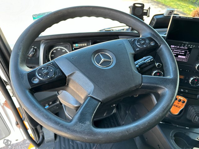 Mercedes-Benz Antos 2016 15
