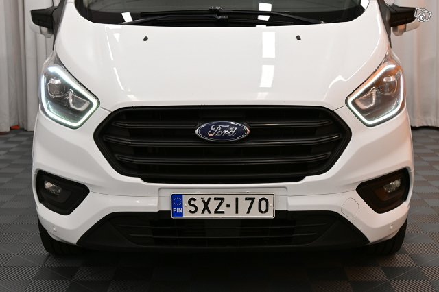 Ford Transit Custom 21