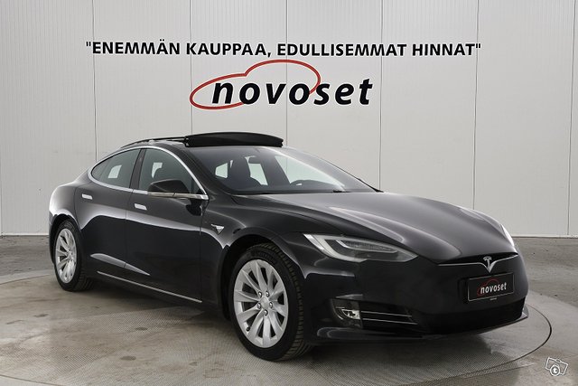 Tesla Model S 3