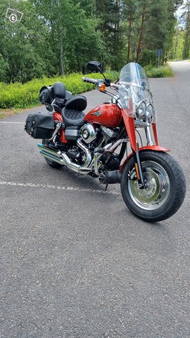 Harley-Davidson Dyna Fat Bob 1