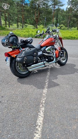 Harley-Davidson Dyna Fat Bob 2
