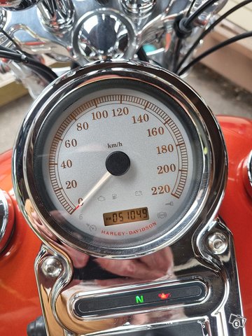 Harley-Davidson Dyna Fat Bob 4