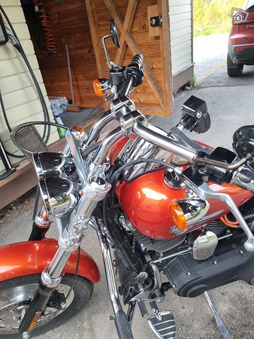 Harley-Davidson Dyna Fat Bob 6